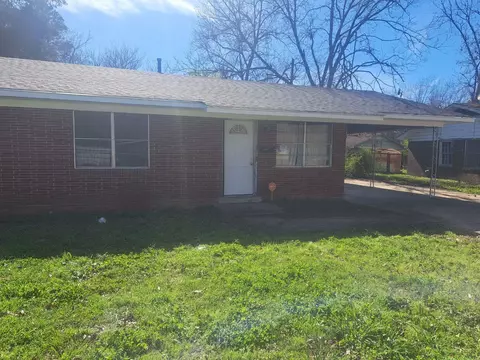 1502 S Dakota, Pine Bluff, AR 71601 photo 1