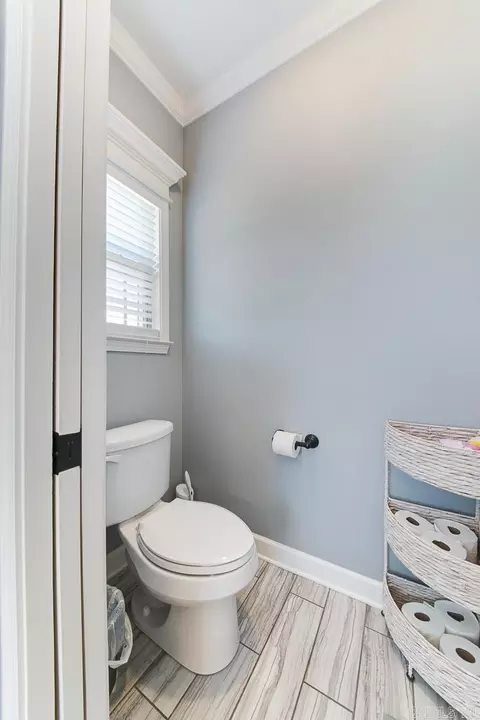 Bath - 1597 Waterford Dr, Cabot, AR 72023 photo 3 of 8
