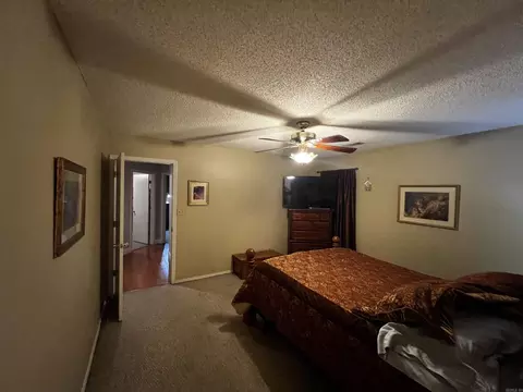 Bedroom - 2906 Forest Dr, Bryant, AR 72022 photo 2 of 5