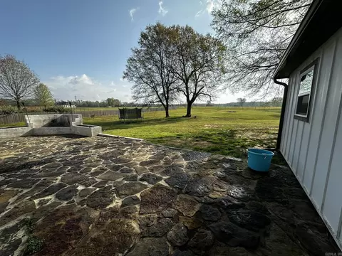 Exterior - 61 Oak Grove Rd, Austin, AR 72007 photo 8 of 13