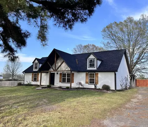 Exterior - 61 Oak Grove Rd, Austin, AR 72007 photo 1 of 13