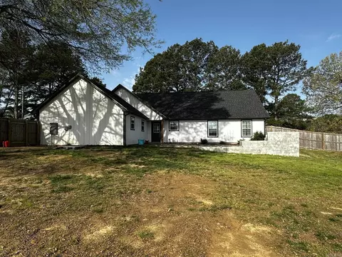Exterior - 61 Oak Grove Rd, Austin, AR 72007 photo 5 of 13