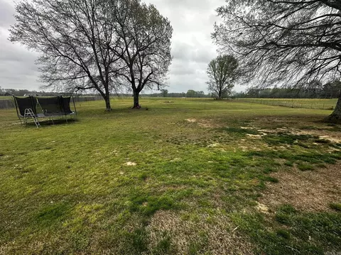 Exterior - 61 Oak Grove Rd, Austin, AR 72007 photo 9 of 13