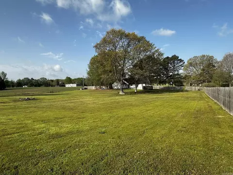 Exterior - 61 Oak Grove Rd, Austin, AR 72007 photo 11 of 13