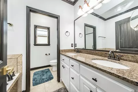 Bath - 736 Mango Loop, Austin, AR 72007 photo 1 of 4