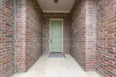 Entry Way - 24 Colt Loop, Greenbrier, AR 72058 photo 1 of 1