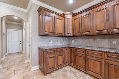 Kitchen - 24 Colt Loop, Greenbrier, AR 72058 photo 5 of 6