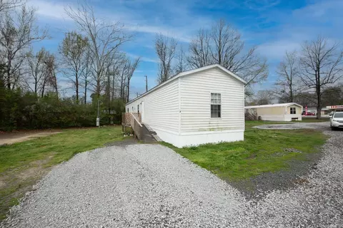 Exterior - 617 S 2nd St, Cabot, AR 72023 photo 18 of 22