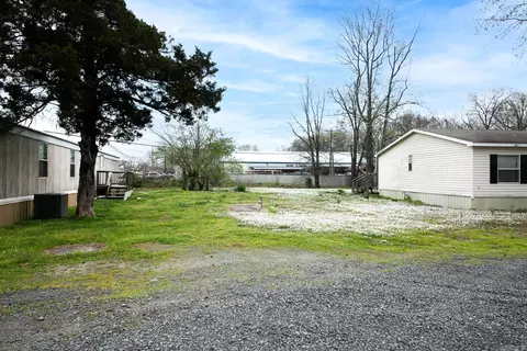 Exterior - 617 S 2nd St, Cabot, AR 72023 photo 12 of 22