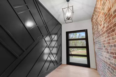 Entry Way - 7016 Hannah Ln, Benton, AR 72019 photo 1 of 2