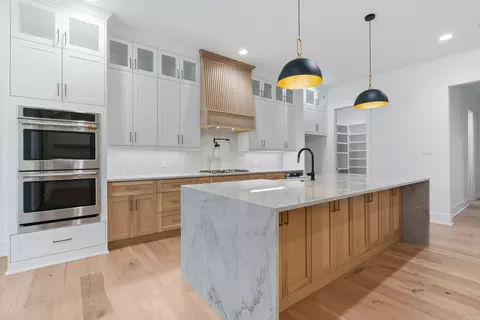 Kitchen - 7016 Hannah Ln, Benton, AR 72019 photo 7 of 11