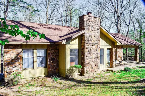 11 Sombrecama Ln, Hot Springs Village, AR 71909