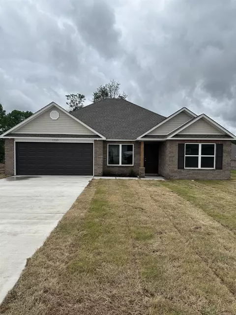 1705 Ridgefield Cir, Searcy, AR 72143