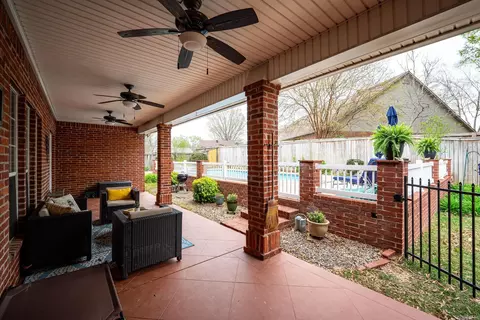 Exterior - 3645 Gresham Dr, Conway, AR 72034 photo 2 of 8