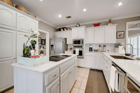 Kitchen - 3645 Gresham Dr, Conway, AR 72034 photo 3 of 6