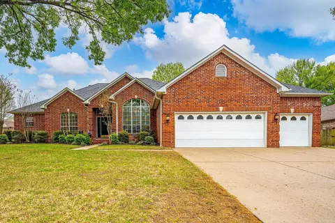Exterior - 3645 Gresham Dr, Conway, AR 72034 photo 1 of 8
