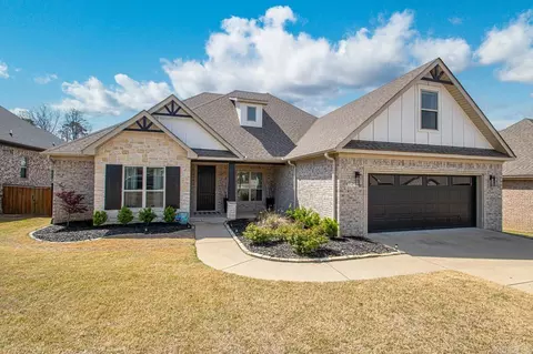 2413 Aberdeen Dr, Bryant, AR 72019 photo 1