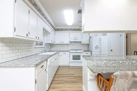 Kitchen - 1008 Hickory Dr, Bryant, AR 72019 photo 1 of 4