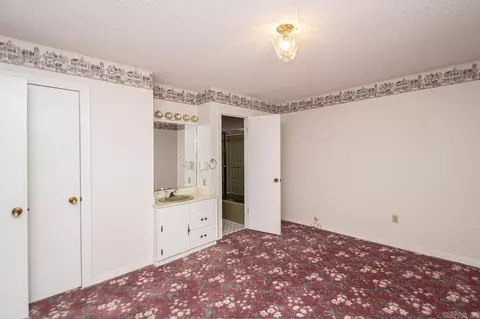 Bedroom - 1008 Hickory Dr, Bryant, AR 72019 photo 4 of 5