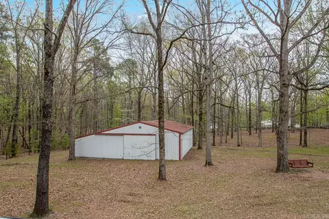 Exterior - 1008 Hickory Dr, Bryant, AR 72019 photo 2 of 11