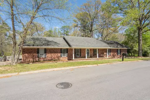 Exterior - 1529 Lenore Dr, Benton, AR 72019 photo 4 of 10