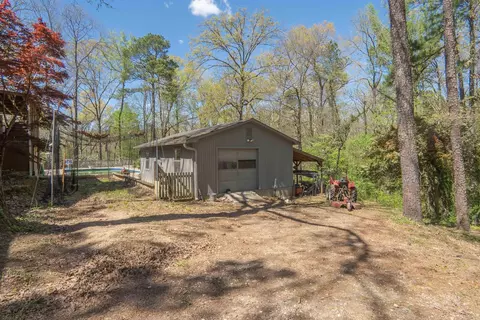 Exterior - 1529 Lenore Dr, Benton, AR 72019 photo 10 of 10