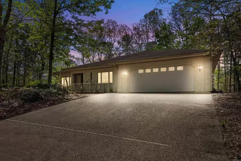 26 Brujo Way, Hot Springs Village, AR 71909