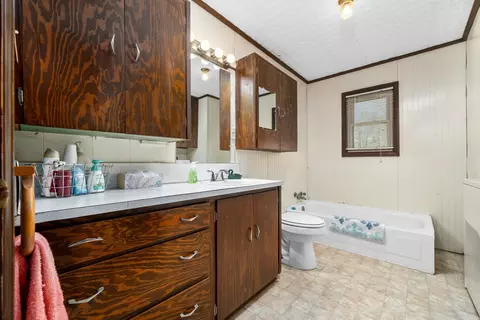 Bath - 107 Cricket Loop, Royal, AR 71968 photo 3 of 3