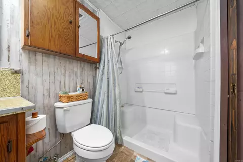 Bath - 107 Cricket Loop, Royal, AR 71968 photo 2 of 3