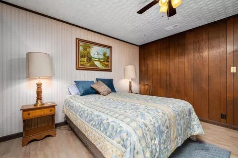 Bedroom - 107 Cricket Loop, Royal, AR 71968 photo 2 of 8