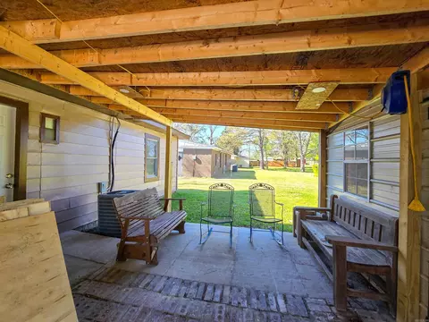 Exterior - 512 8th St, Marked Tree, AR 72365 photo 4 of 19