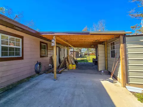 Exterior - 512 8th St, Marked Tree, AR 72365 photo 7 of 19