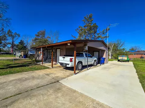Exterior - 512 8th St, Marked Tree, AR 72365 photo 13 of 19