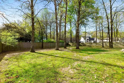 Exterior - 1004 Silktree Dr, Bryant, AR 72022 photo 8 of 10