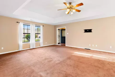Living - 1004 Silktree Dr, Bryant, AR 72022 photo 1 of 6