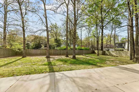 Exterior - 1004 Silktree Dr, Bryant, AR 72022 photo 3 of 10