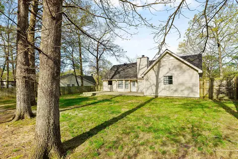 Exterior - 1004 Silktree Dr, Bryant, AR 72022 photo 7 of 10