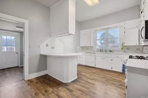 Kitchen - 306 E 3rd St, Lonoke, AR 72086 photo 1 of 4