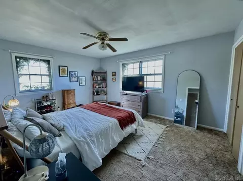 Bedroom - 7663 Midway Rd, Malvern, AR 72104 photo 2 of 2
