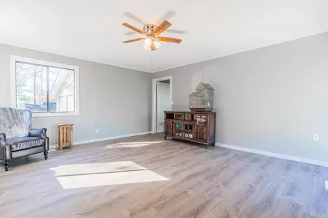Living - 1051 Toadpole Ln, Sidney, AR 72577 photo 5 of 5