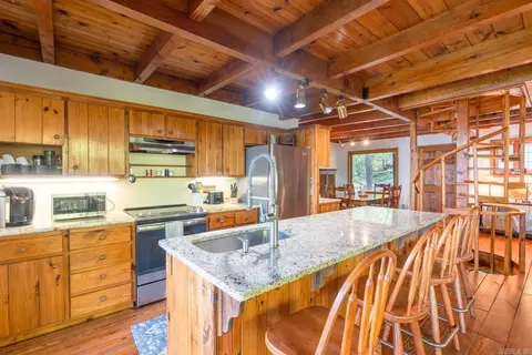 Kitchen - 675 Lakefront Rd, Quitman, AR 72131 photo 1 of 5