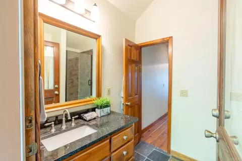 Bath - 675 Lakefront Rd, Quitman, AR 72131 photo 3 of 3