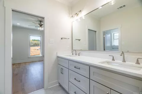 Bath - 1675 Dolphin, Conway, AR 72034 photo 11 of 11