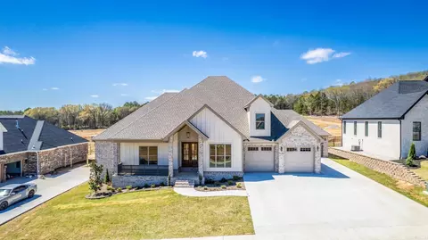 Exterior - 1675 Dolphin, Conway, AR 72034 photo 1 of 9