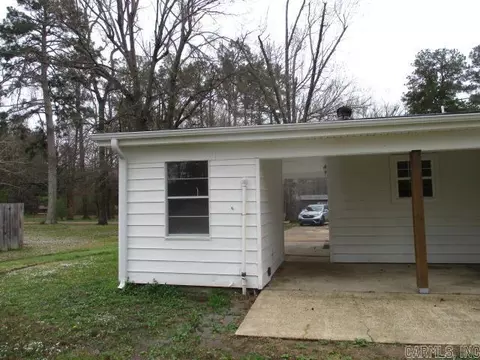 807 E Smith St, Gurdon, AR 71743 photo 3