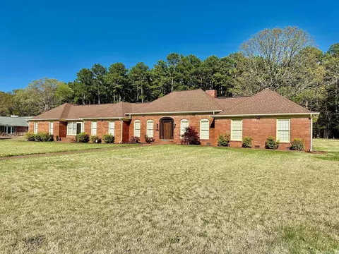 811 Eagle Mountain Blvd, Batesville, AR 72501 photo 1