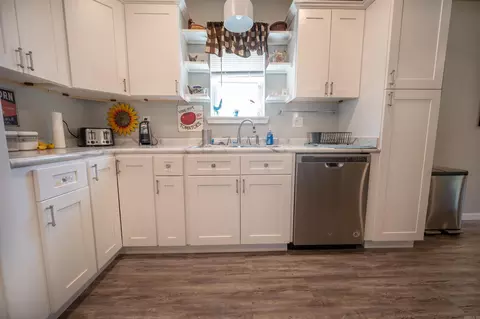 Kitchen - 228 E State Highway 393, Delaware, AR 72835 photo 6 of 6