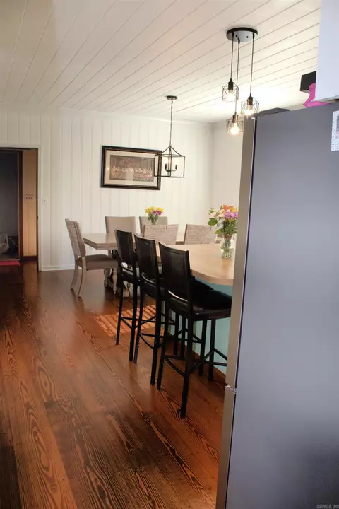 Dining - 1312 W 35th Ave, Pine Bluff, AR 71601 photo 2 of 2