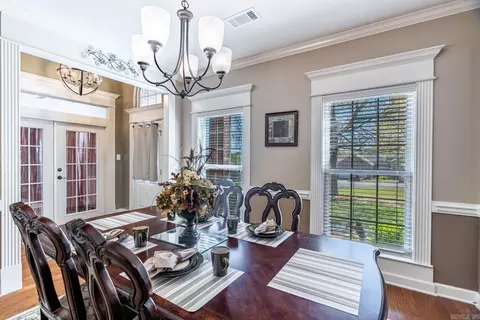 Dining - 1317 Vanderbuilt Dr, Benton, AR 72019 photo 2 of 4