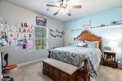 Bedroom - 1317 Vanderbuilt Dr, Benton, AR 72019 photo 5 of 8